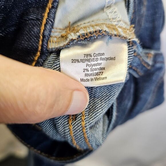 St. John's Bay Straight Leg Jeans Size 4P - Picture 7 of 9